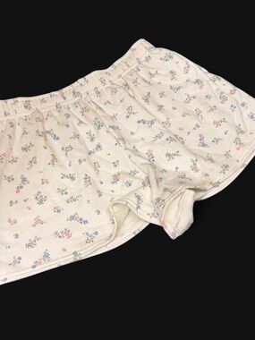 No Boundaries Cream Floral Athletic Sleep Shorts - Pink & Blue